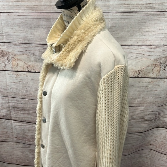 A/X Armani Exchange Sweater Jacket Faux Sherpa & Suede Cream Color Size Medium - Picture 4 of 10